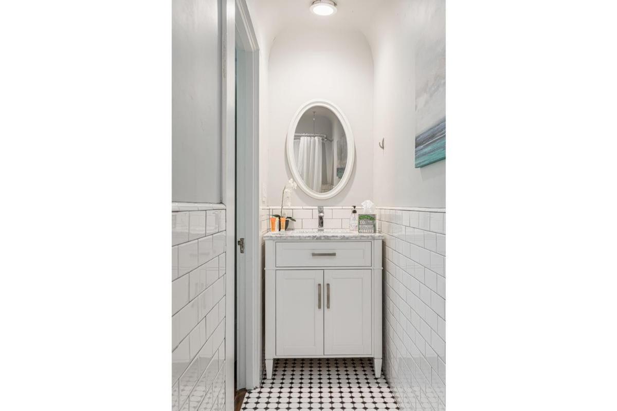 Family Laundry & Spa Sacramento Buitenkant foto